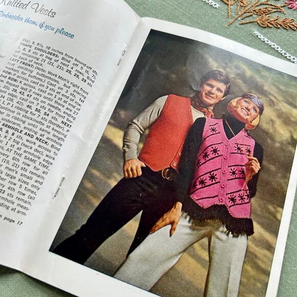 Vintage American Thread He and She Sweaters, Knitting Pattern Book - Picture 7 of 10